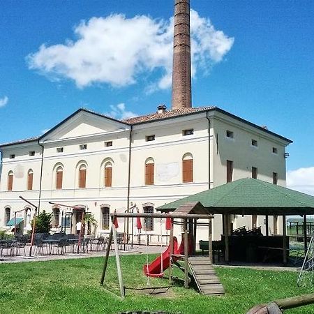Ristorante Alloggio Ostello Amolara Adria Exterior photo