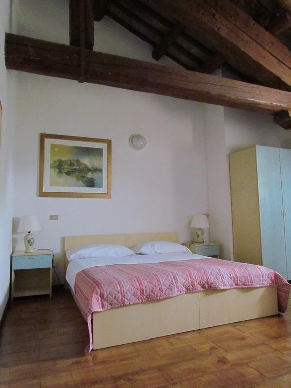 Ristorante Alloggio Ostello Amolara Adria Room photo